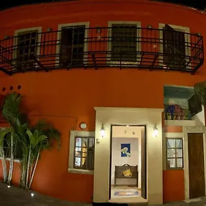 Ikaro Colonial Hotel